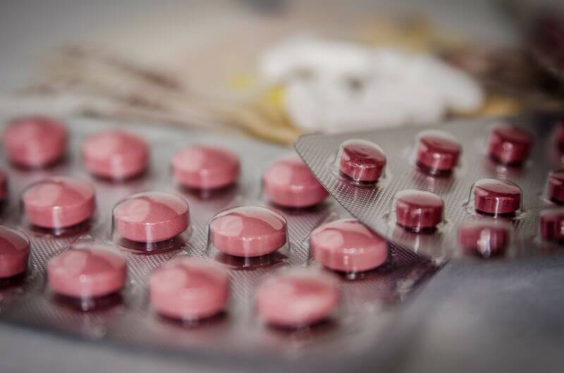allergic rhinitis medication pink pills
