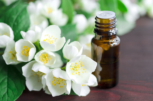 Vegetable glycerin to remove tongue whiteness
