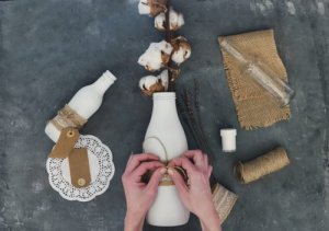 Challenge Your Creativity with These 7 Original Ideas to Decorate Bottles