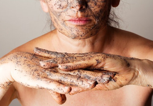 4 Exfoliating Body Scrubs Made with Essential Oils