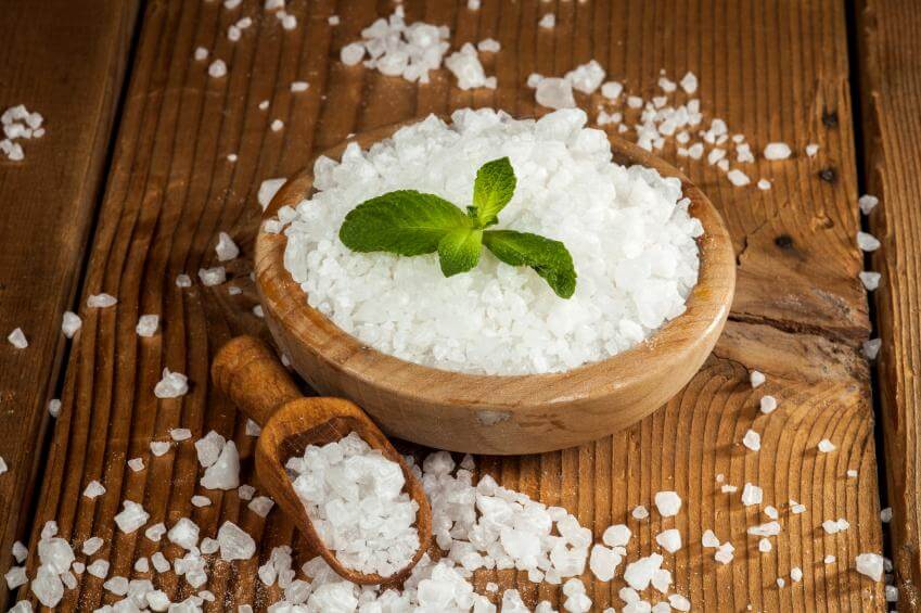 Epsom salts, almond oil, and green tea for exfoliating your body