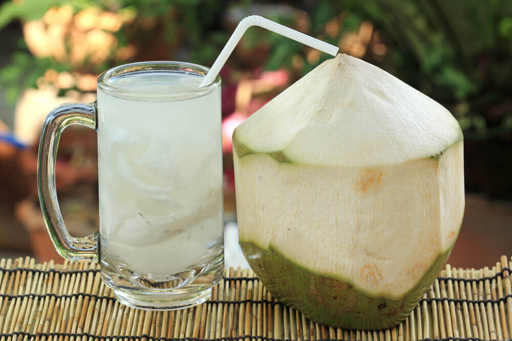 Kokosnoed og kokosvand