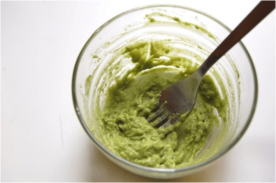 An avocado mask for hair care
