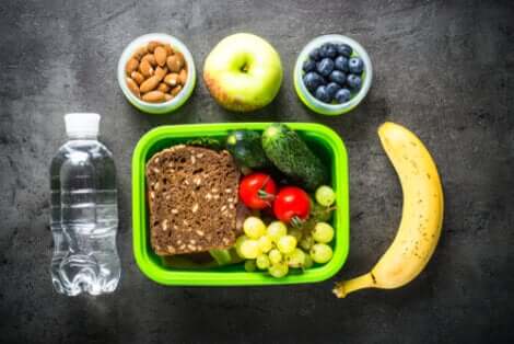 A meal of a healthy diet.