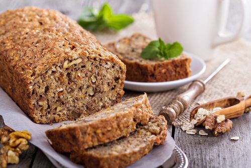 Try This Lactose and Gluten-Free Bread Made of Oats, Walnuts, and Bananas