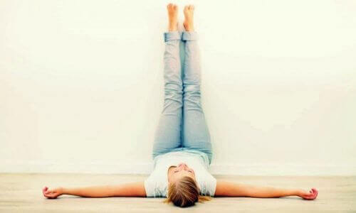 Elevetion Exercise The Benefits of Elevating Your Legs For 20 Minutes Per Day - Step To Health