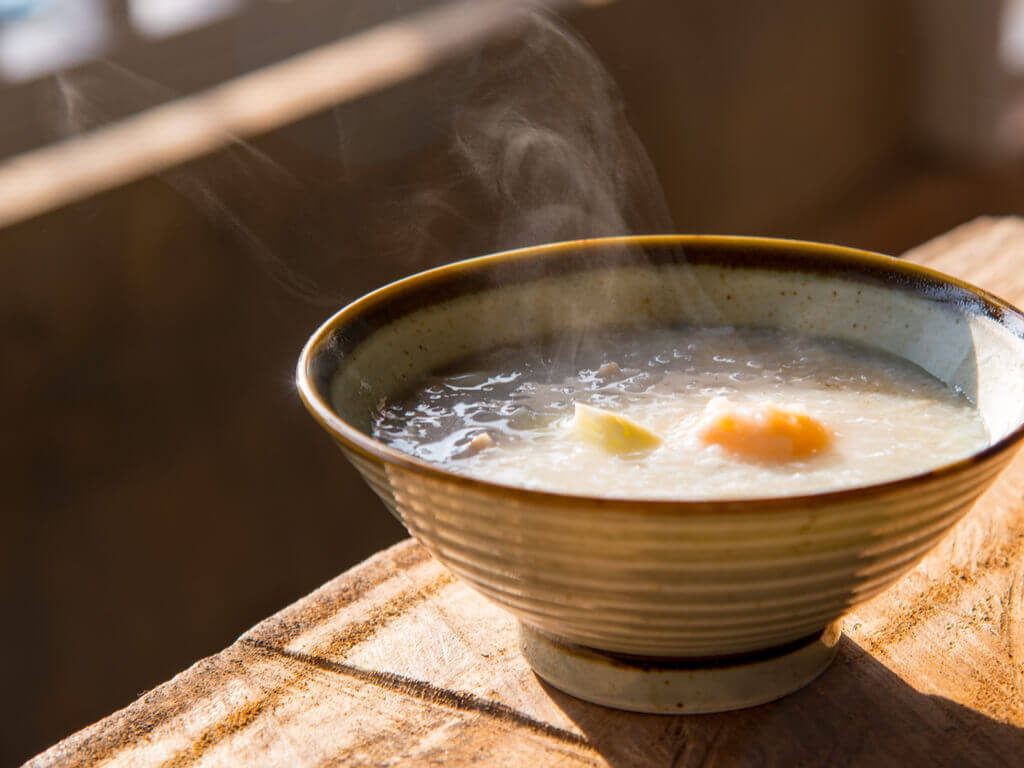Some rice in broth is one way to eat rice.