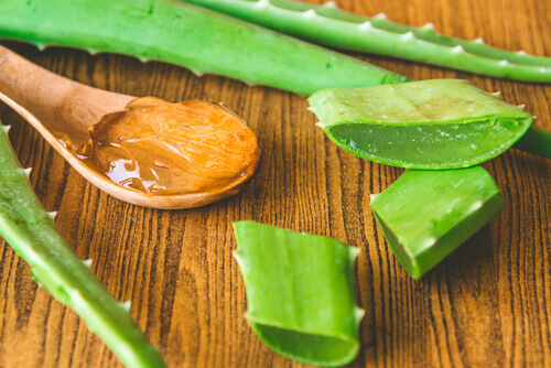 Aloe vera and green tea mask peel-off gelatin masks