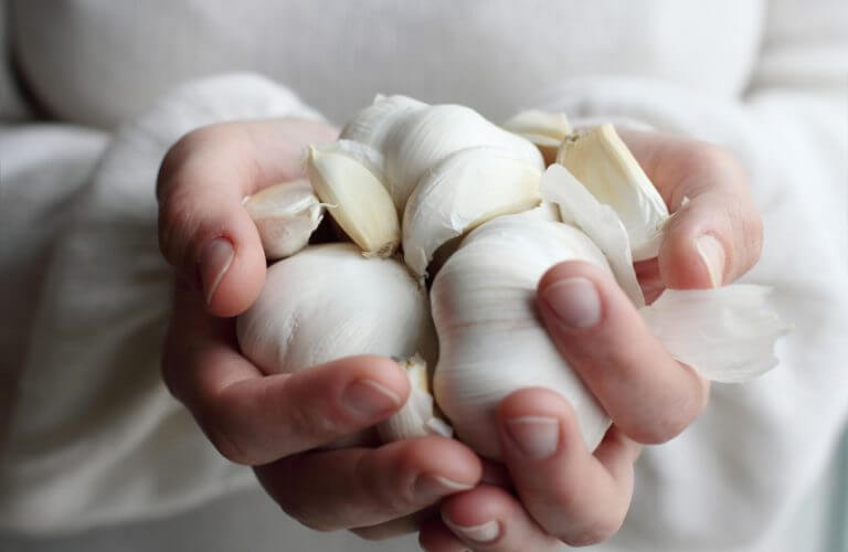 Get rid of bad odors on your hands