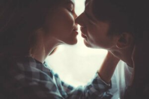 True Love Doesn't Judge You Nor Limit You