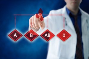 5 Important Reasons to Know Your Family Members’ Blood Types