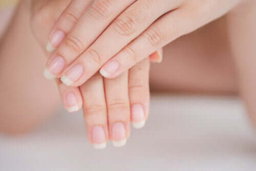 Eight Health Problems Your Hands Reveal
