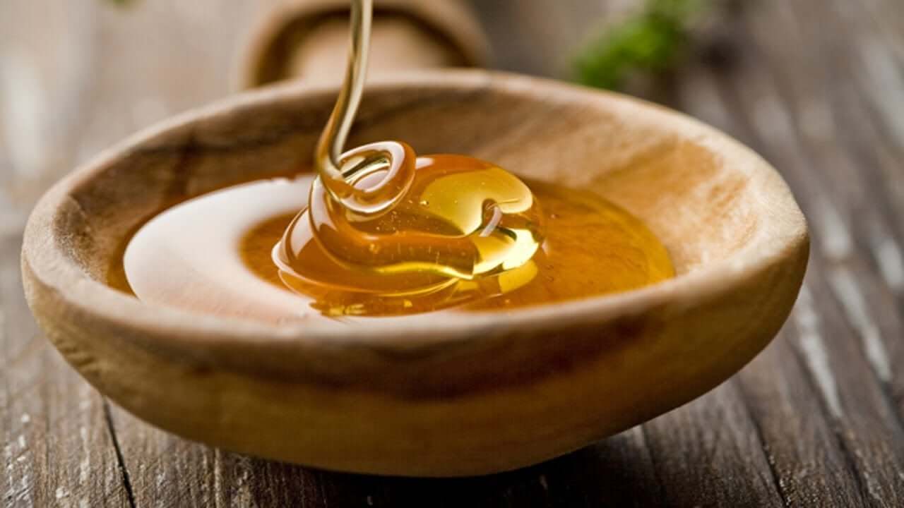 A bowl of honey.