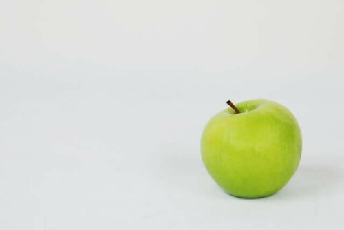 Green apples are a natural energy source.