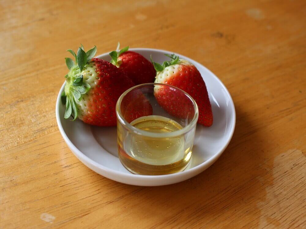 Strawberries and olive oil