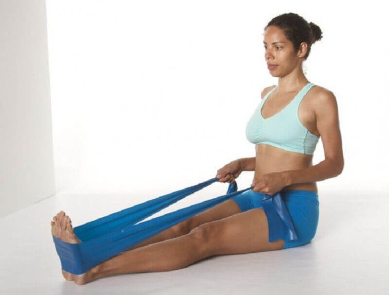 Rowing with an elastic band