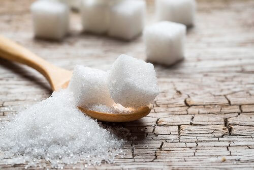 Sugar cubes affecting blood sugar levels