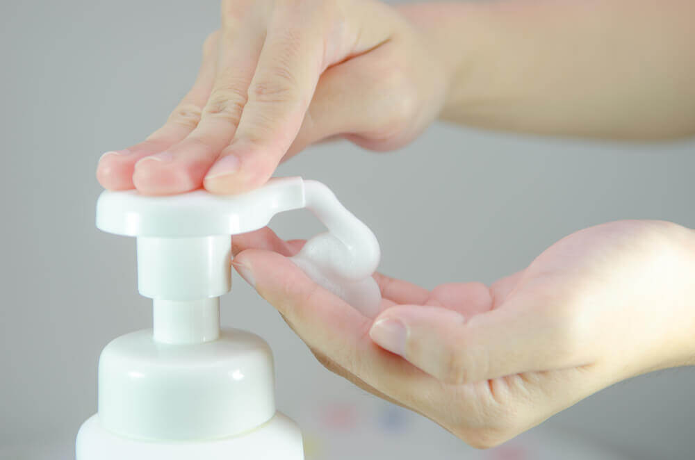 Gebruik een sulfaatvrije shampoo