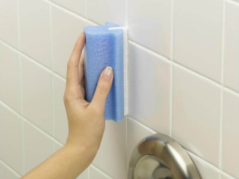 The shower and tiles