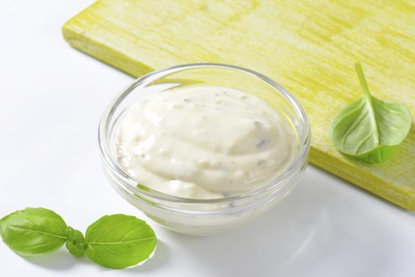 Delicious Homemade Garlic Sauce Recipe