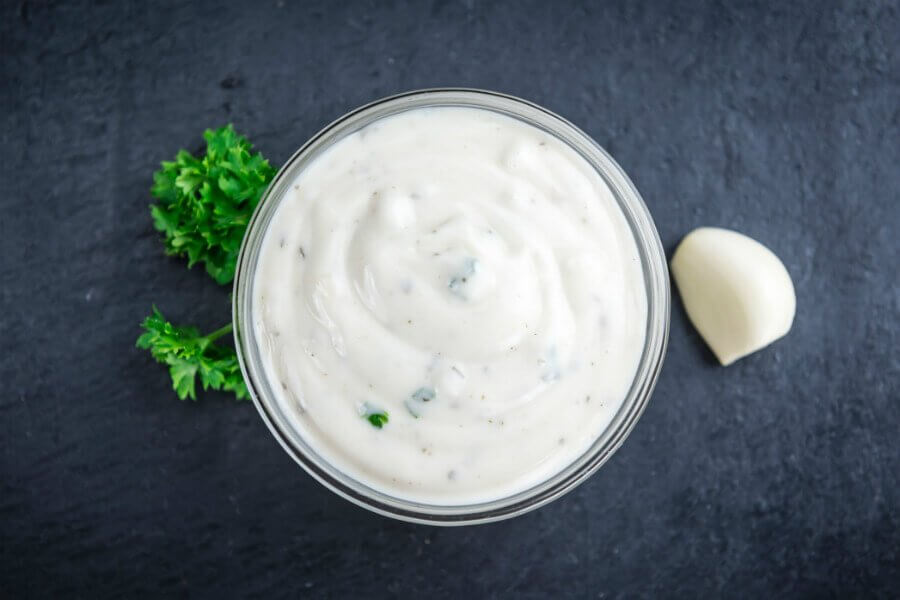 Garlic Sauce with Bechamel