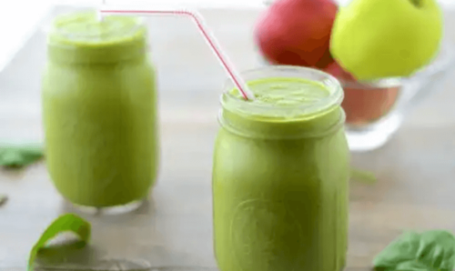 Green shakes ready to eat.