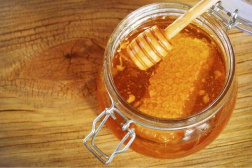Honey can help the digestive system