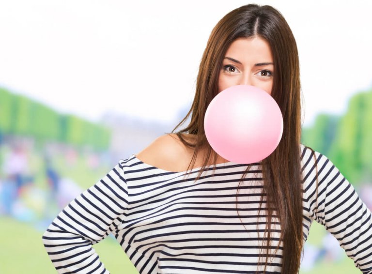 What Happens to Your Body when You Chew Gum?