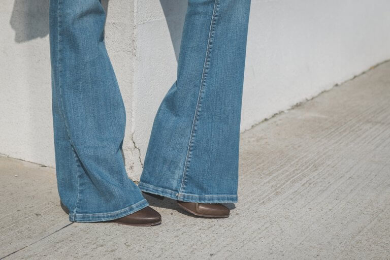 The Return of Flared Jeans - Step To Health