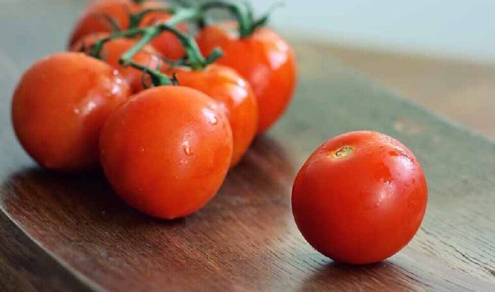 체취를 유발하는 식품 토마토