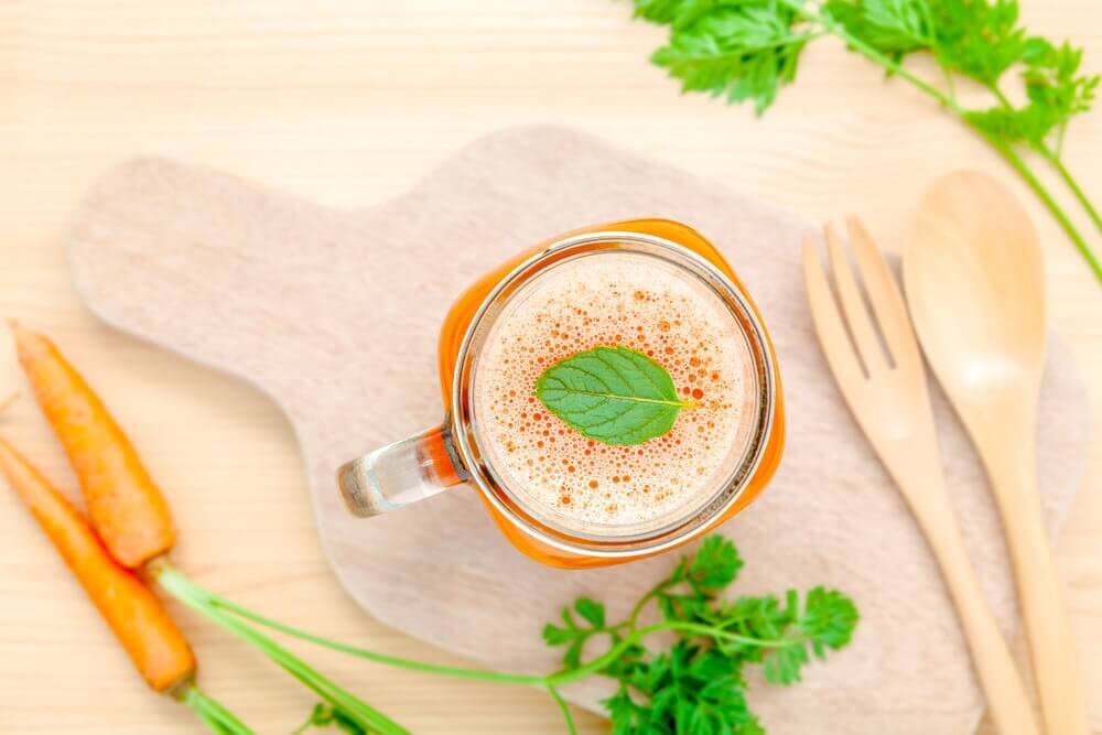 Carrot herb beverage: hypothyroidism pregnancy drink.