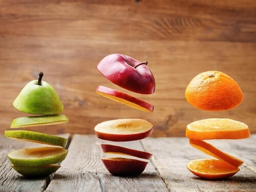 Slices of fruits that prevent cancer