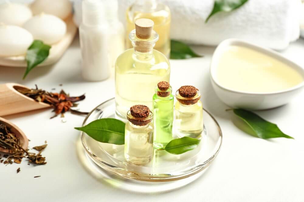 Treat irritation after shaving with tree tea oil