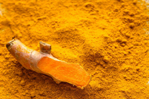 Turmeric powder and root.