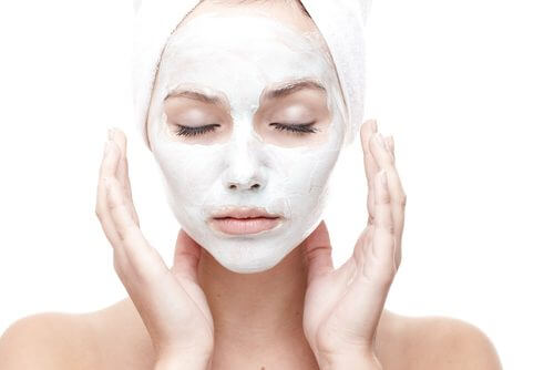 Illuminating mask