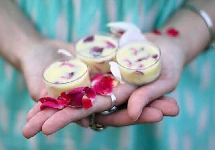 How do you make this moisturizing lip balm at home?