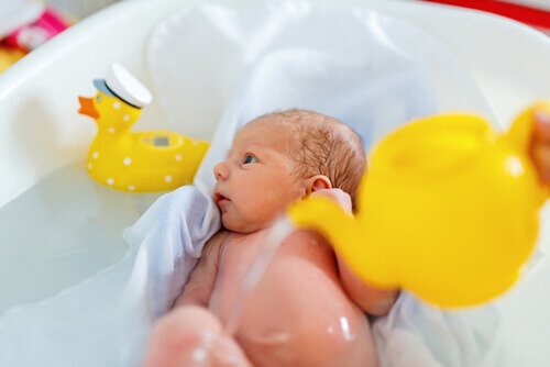 Bathe a newborn