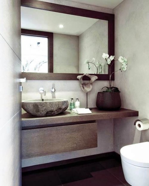 Decorate your bathroom with mirrors