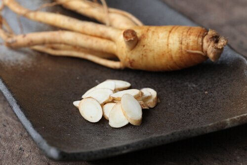 Find Out What Ginseng Is and How and When to Use It