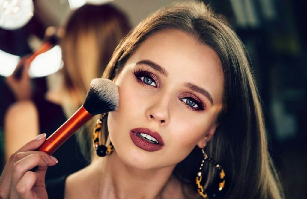 Choose This Makeup if You're a Novice