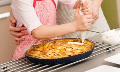 Delicious Apple Cream Pie Recipe