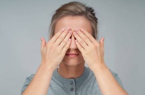 Four Exercises For Eye Health
