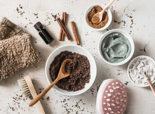 Try These 7 Natural Homemade Scrubs to Eliminate Blackheads