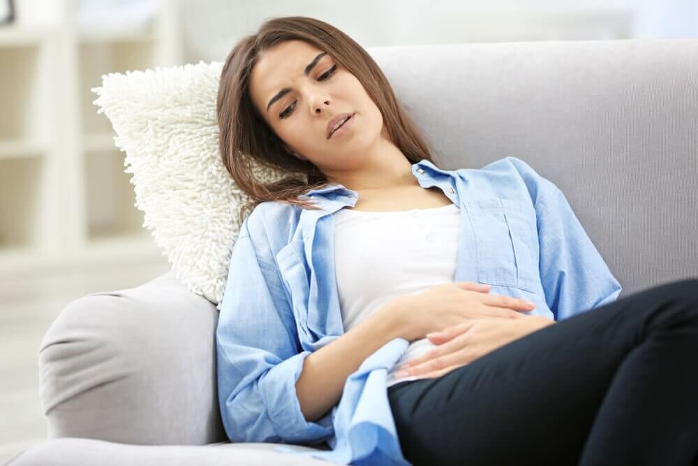 symptoms of ovary pain