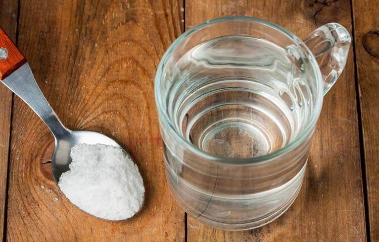 Treat foot fungus with salt and water