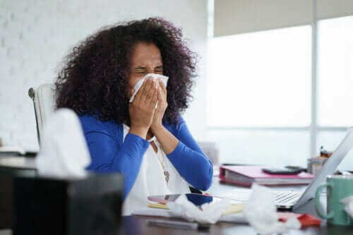 5 Home Remedies to Stop a Runny Nose