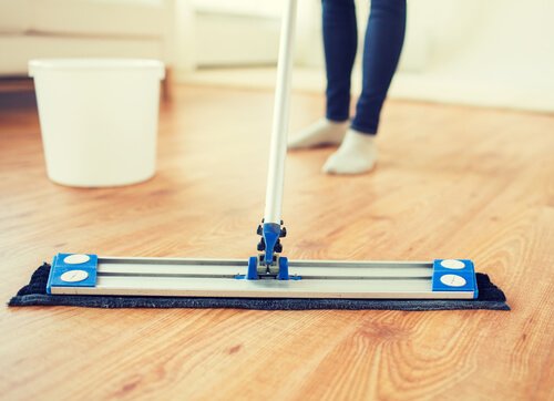 Five Natural Products to Polish Wooden Floors