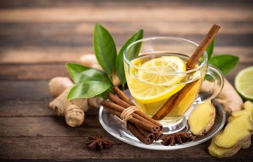 A cinnamon, ginger, and honey drink to get rid of coughs