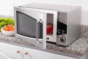 Is it Healthy to Cook Food in the Microwave?