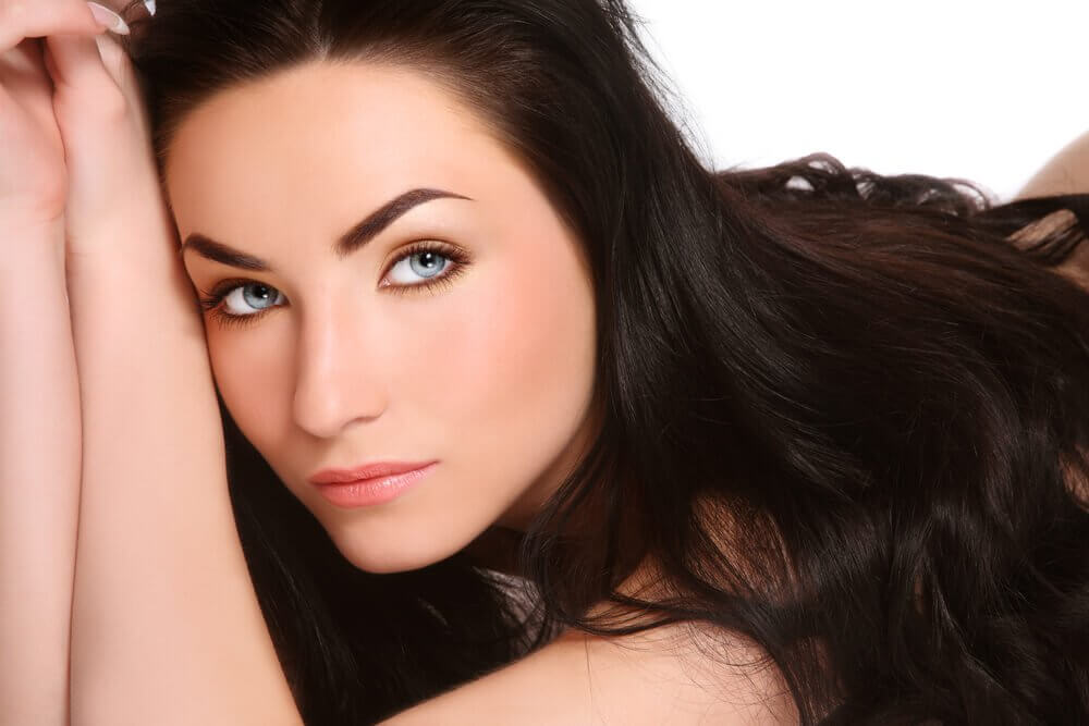 Want Your Hair to Grow Strong Fast? Try These Natural Solutions